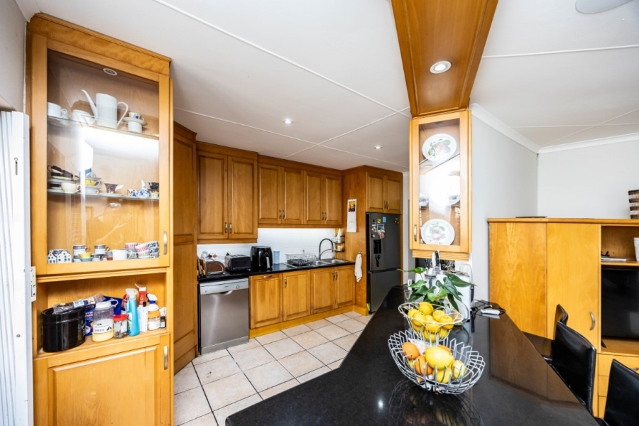 4 Bedroom Property for Sale in Beacon Bay Eastern Cape